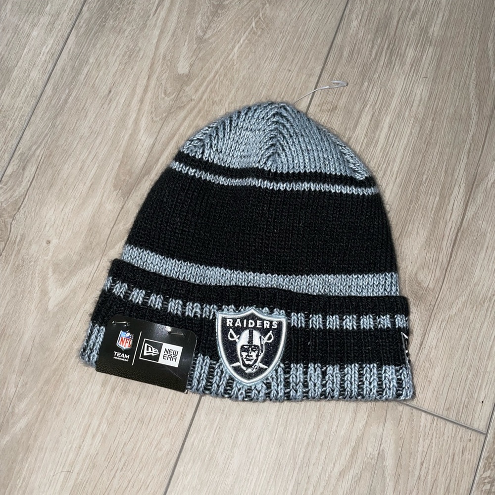 New Era Raiders Beanie